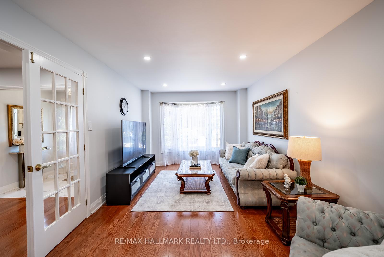 Photo 32 of 75 Captain Francis Drive, Markham, Buttonville — HOMEH