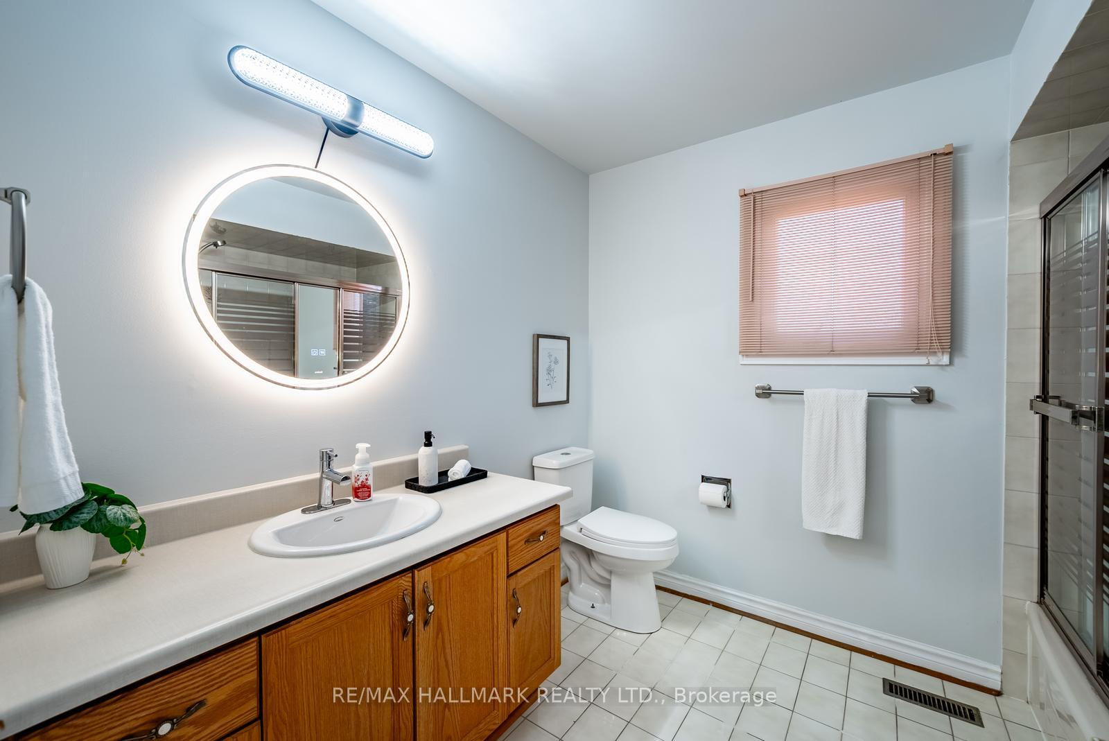 Photo 50 of 75 Captain Francis Drive, Markham, Buttonville — HOMEH