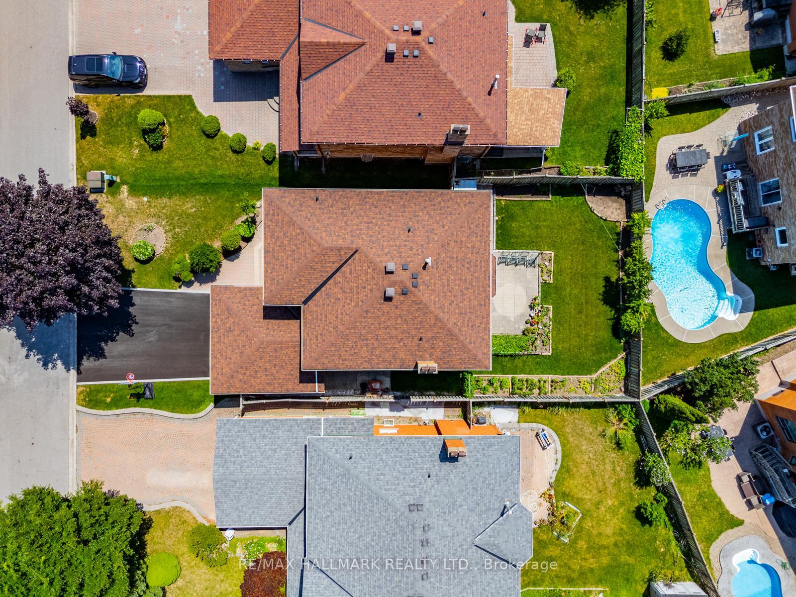 Photo 66 of 75 Captain Francis Drive, Markham, Buttonville — HOMEH