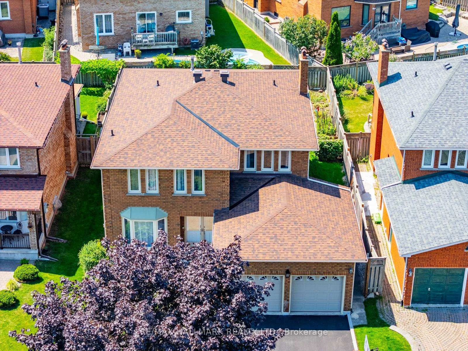 Photo 2 of 75 Captain Francis Drive, Markham, Buttonville — HOMEH