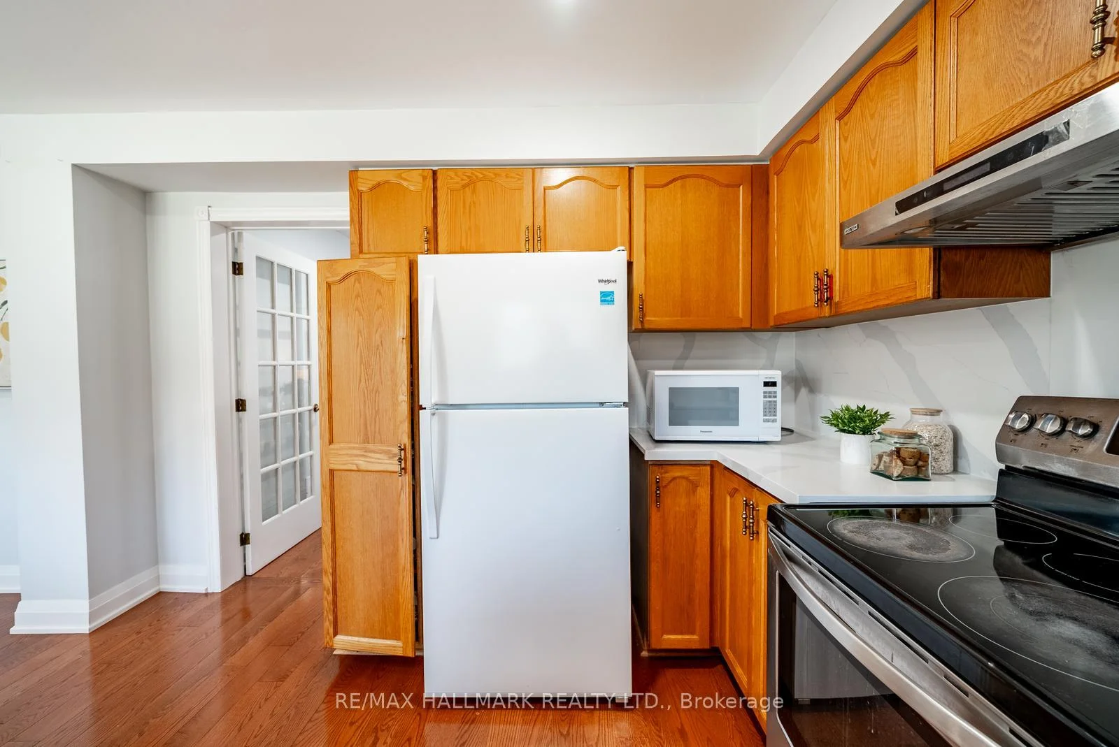 Photo 49 of 75 Captain Francis Drive, Markham, Buttonville — HOMEH