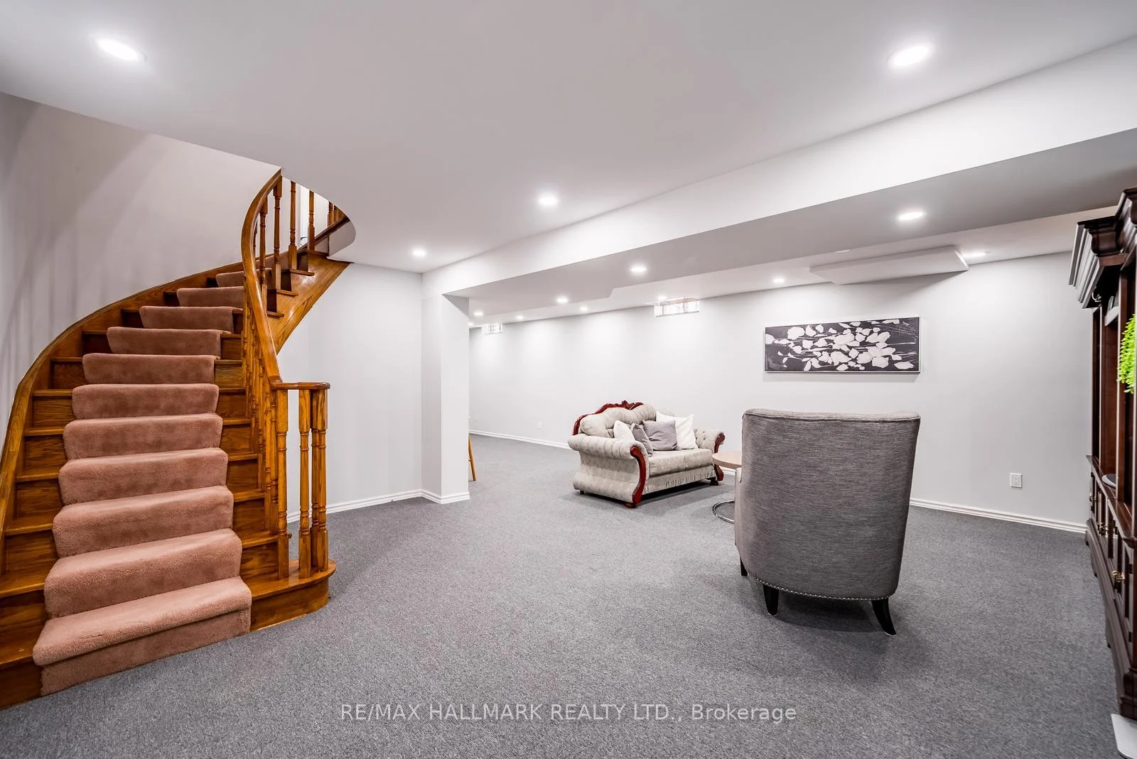 Photo 55 of 75 Captain Francis Drive, Markham, Buttonville — HOMEH