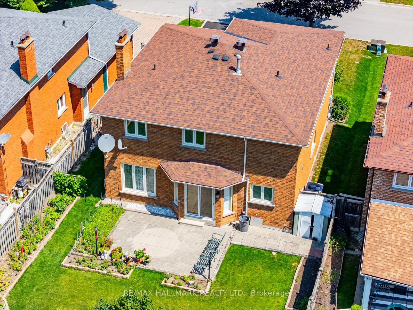 Photo 63 of 75 Captain Francis Drive, Markham, Buttonville — HOMEH