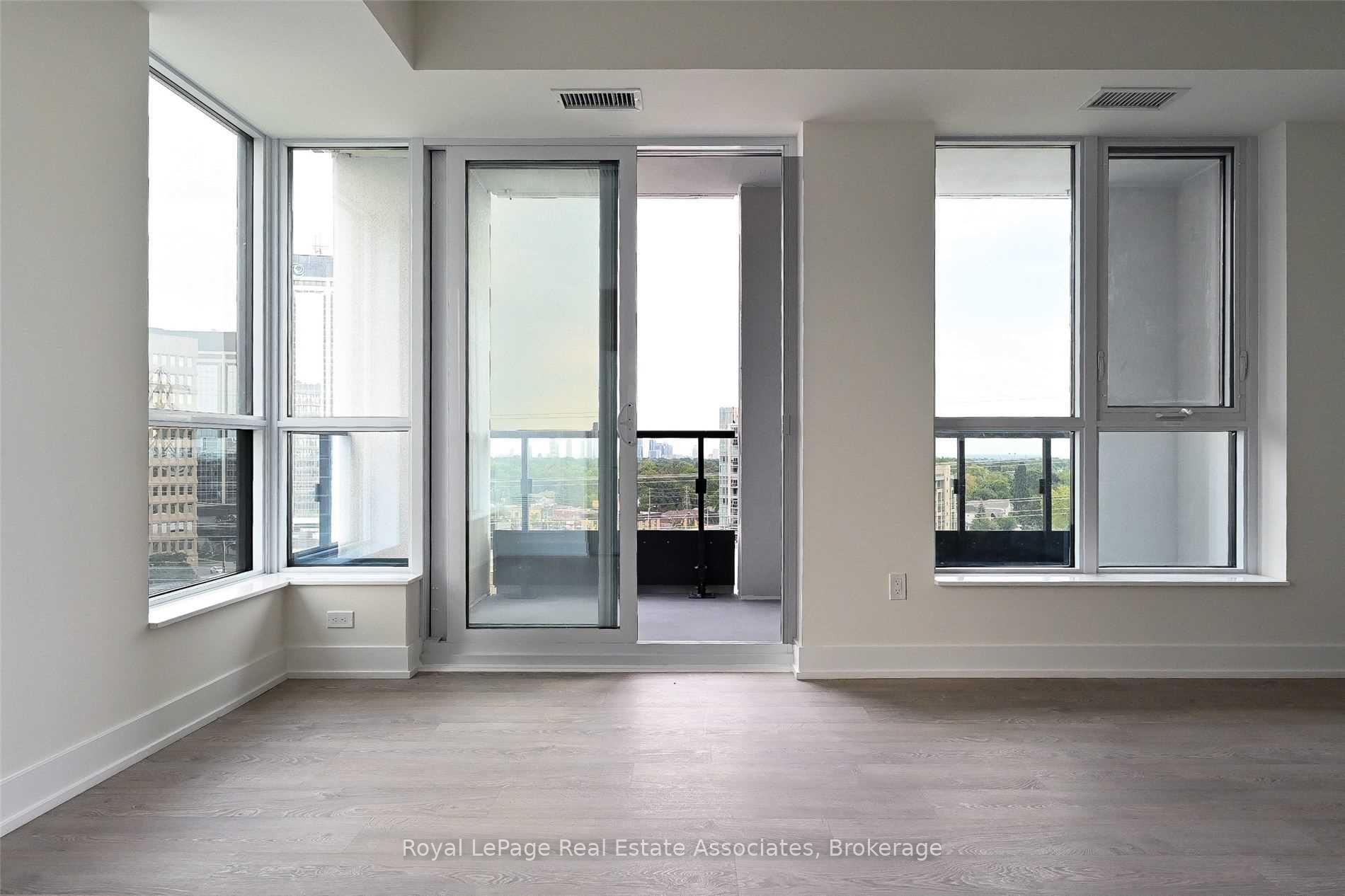 Photo 8 of Unit 922, 9 Mabelle Avenue, Etobicoke, Islington-City Centre West — HOMEH