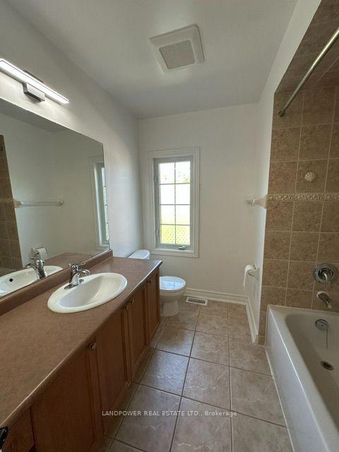 Photo 8 of Unit Main & 2nd, 358 William Berczy Boulevard, Markham, Berczy — HOMEH
