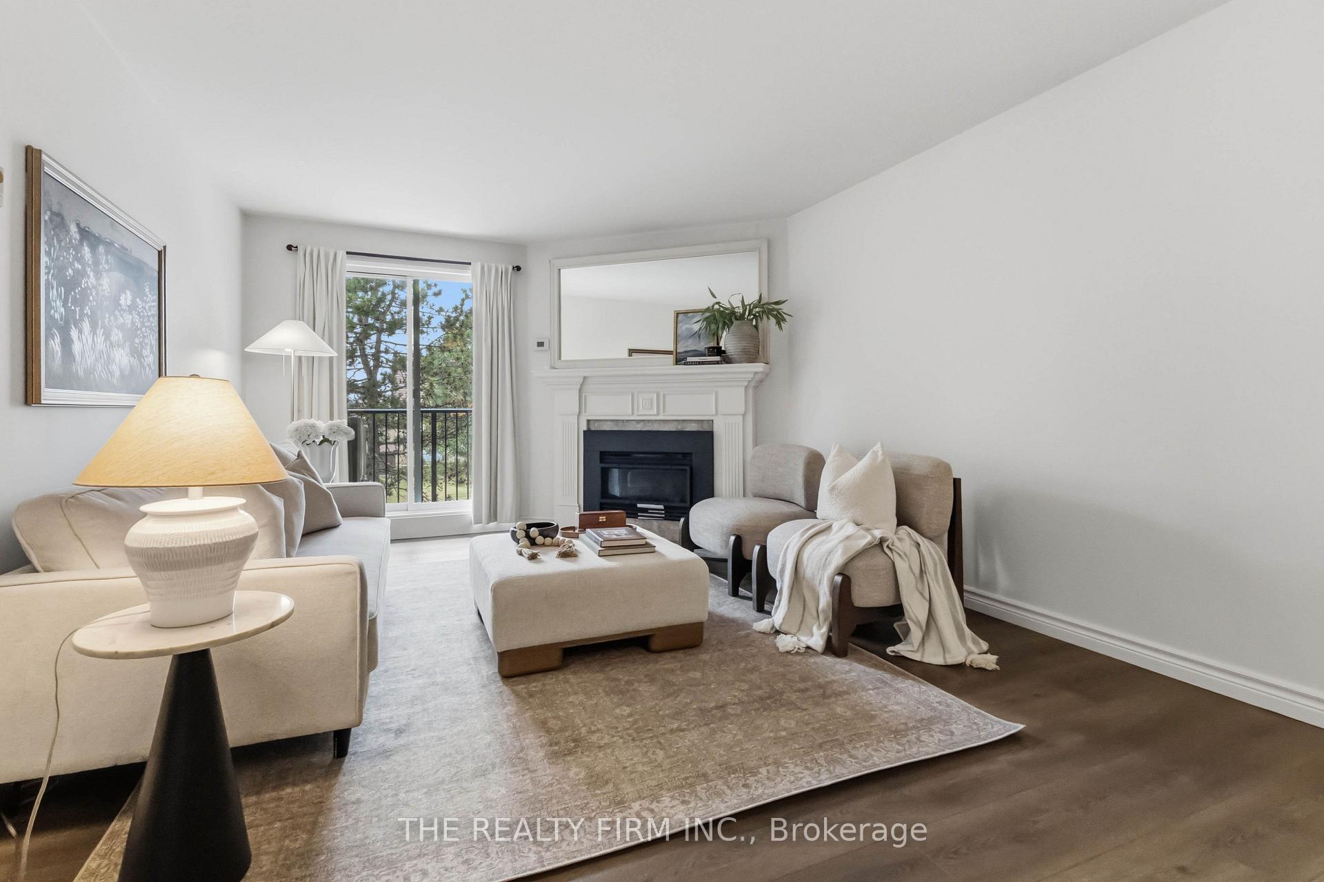 Photo 7 of Unit 210, 733 Deveron Crescent, London, South T — HOMEH