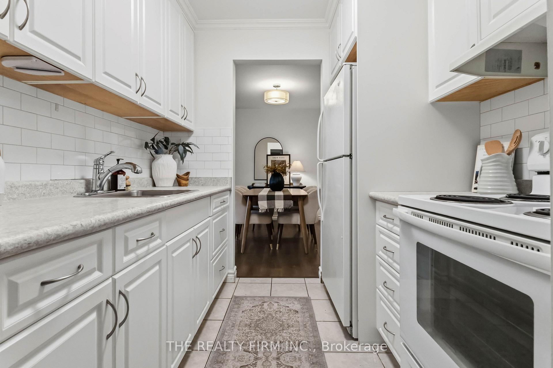 Photo 14 of Unit 210, 733 Deveron Crescent, London, South T — HOMEH