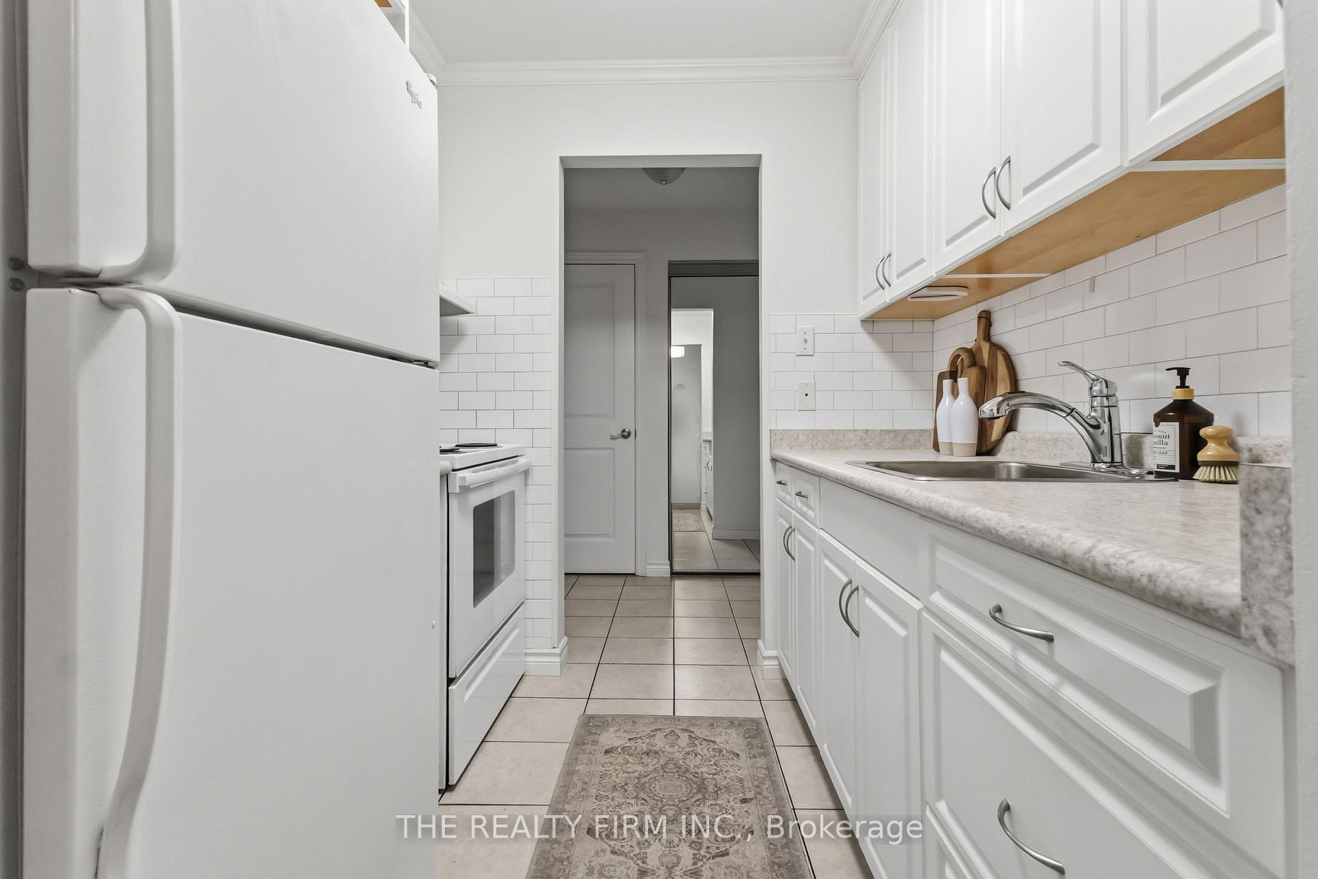 Photo 16 of Unit 210, 733 Deveron Crescent, London, South T — HOMEH