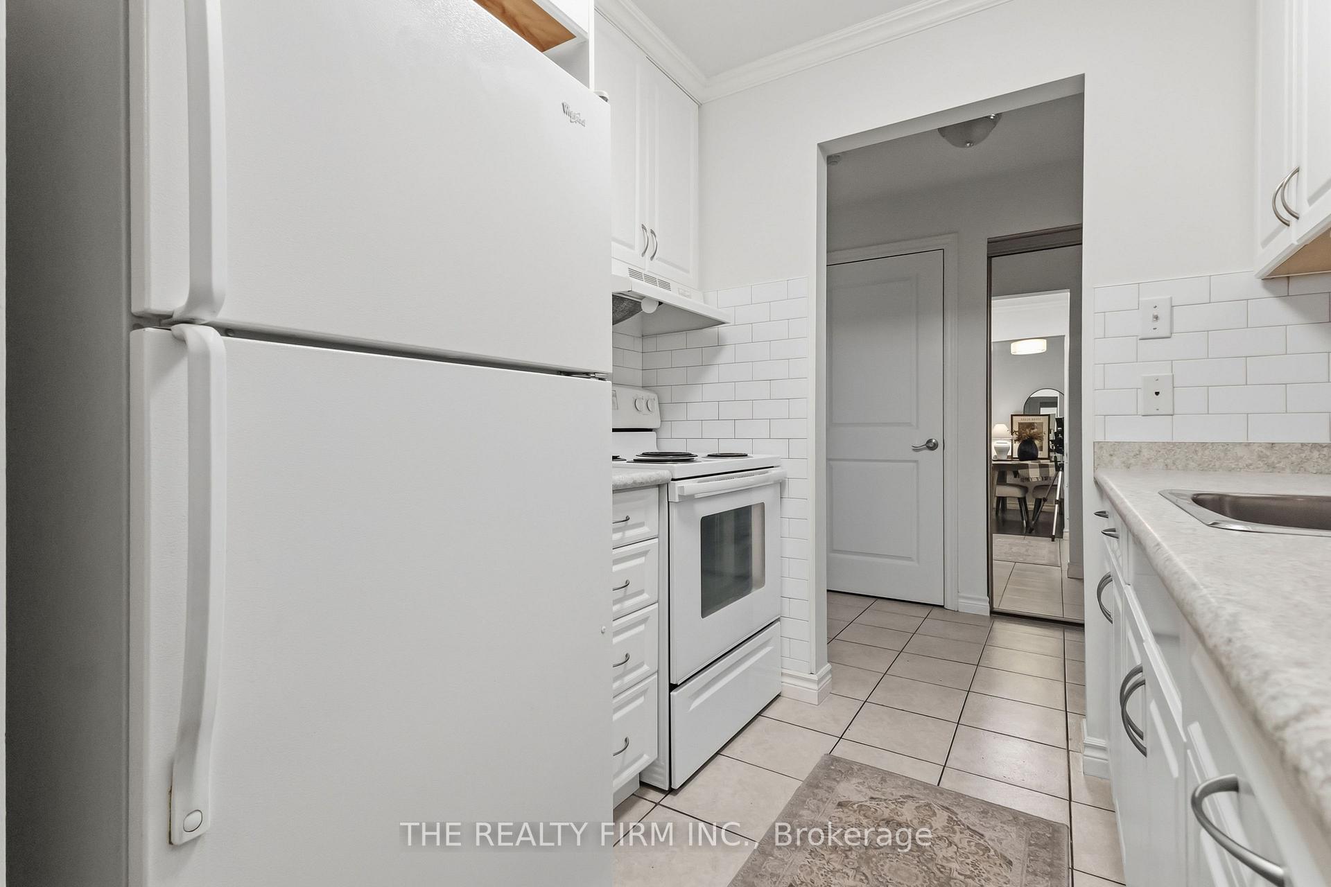Photo 18 of Unit 210, 733 Deveron Crescent, London, South T — HOMEH