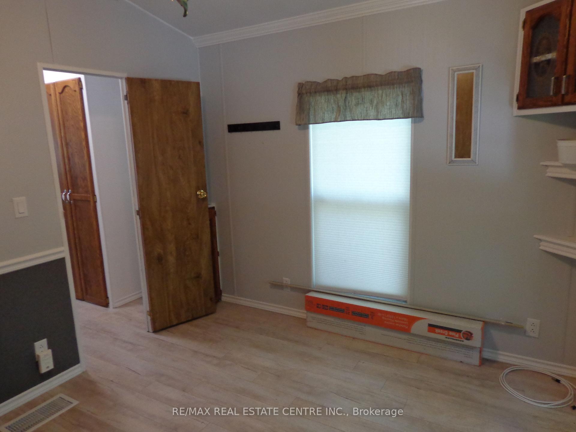 Photo 14 of Unit 422, 1652 Puddicombre Road, Wilmot — HOMEH