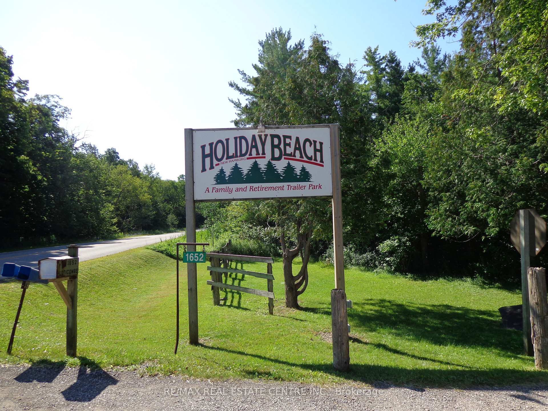 Photo 16 of Unit 422, 1652 Puddicombre Road, Wilmot — HOMEH
