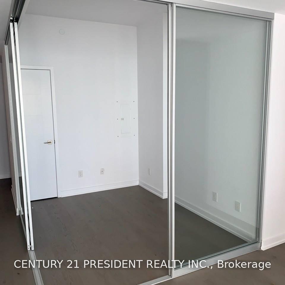 Photo 13 of Unit 3608, 488 University Avenue, Toronto, University — HOMEH