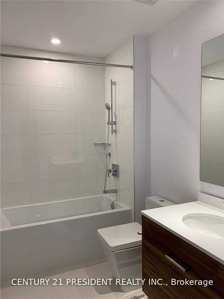 Photo 16 of Unit 3608, 488 University Avenue, Toronto, University — HOMEH