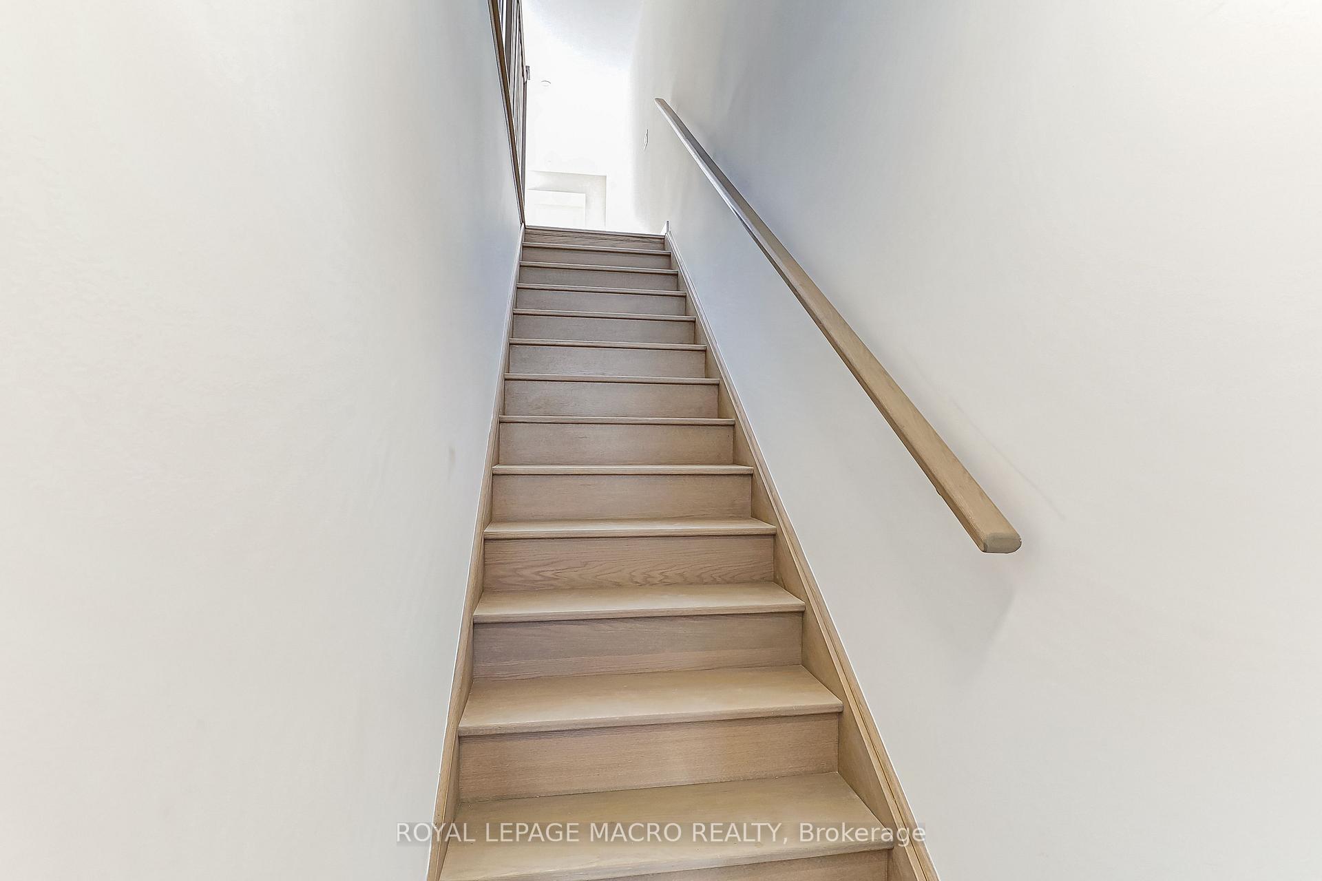 Photo 5 of 5 Winters Crescent NW, Collingwood — HOMEH
