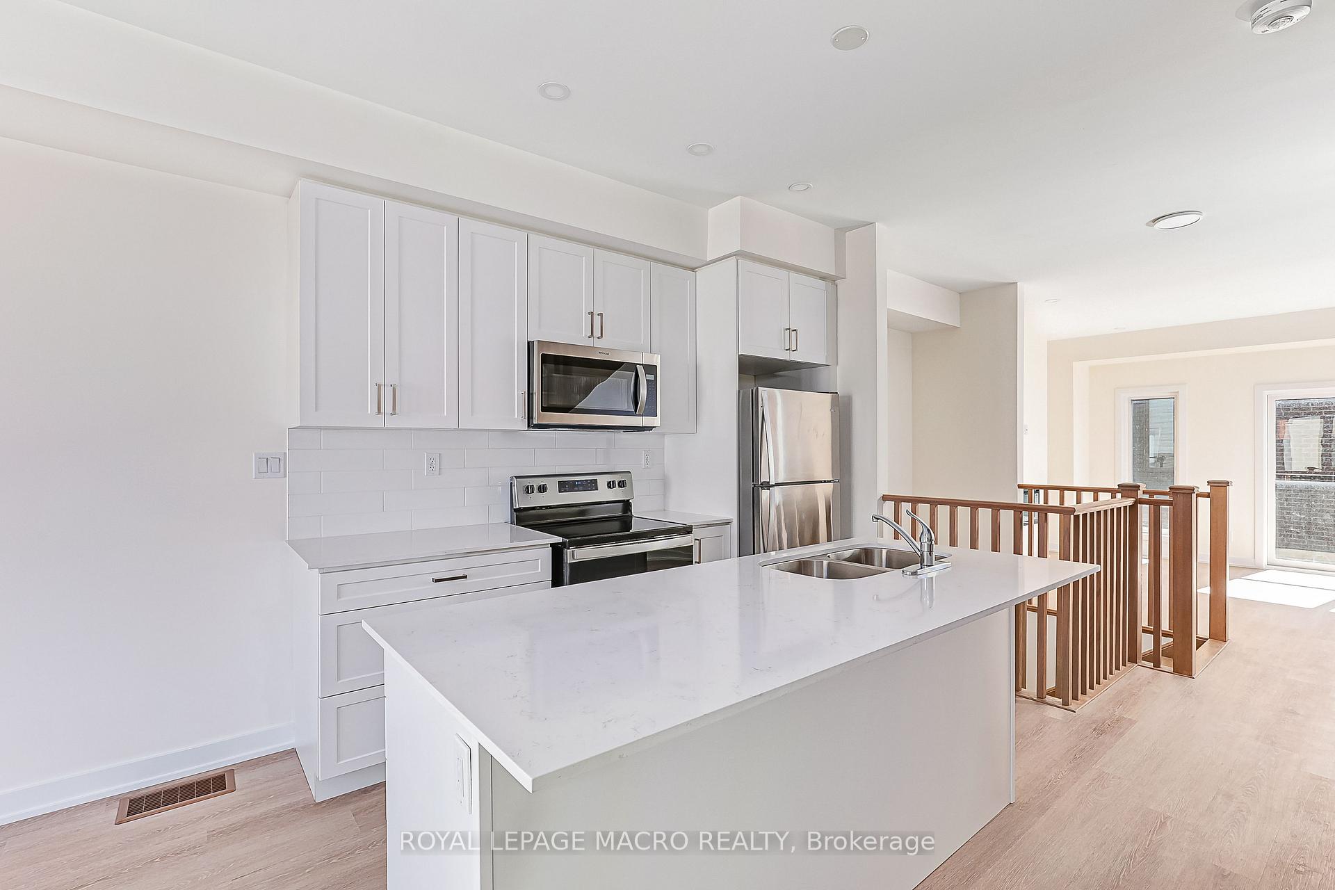 Photo 12 of 5 Winters Crescent NW, Collingwood — HOMEH