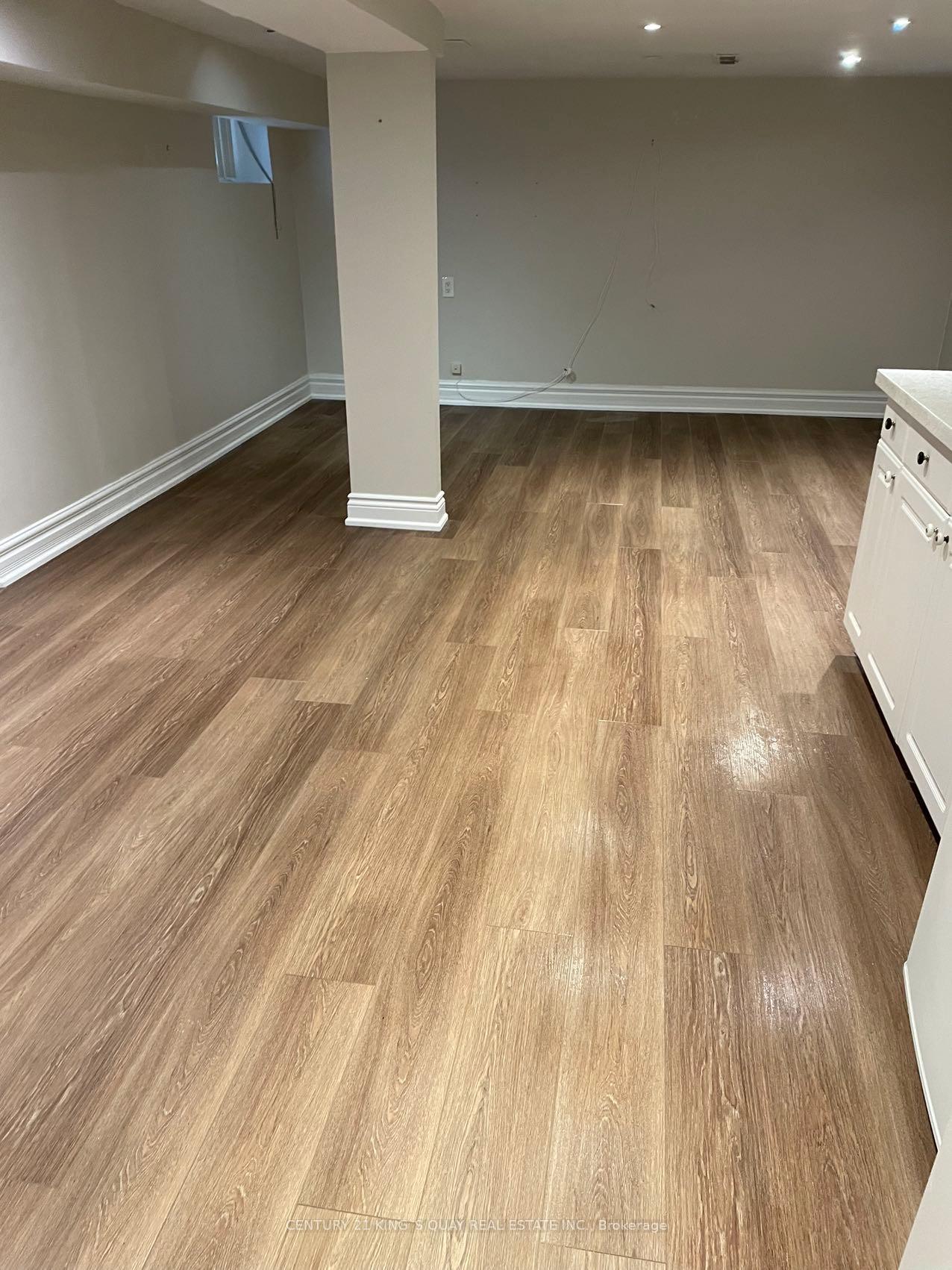 Photo 3 of Unit Lower, 154 Sorauren Avenue, Toronto, Roncesvalles — HOMEH
