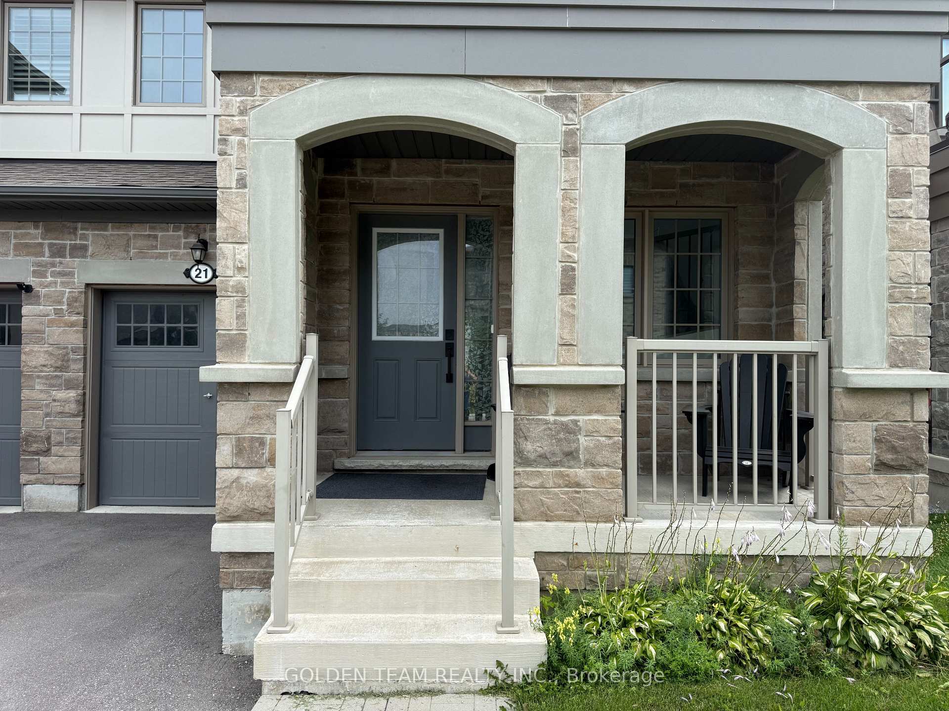 Photo 4 of 21 Allinson Lane, Uxbridge — HOMEH