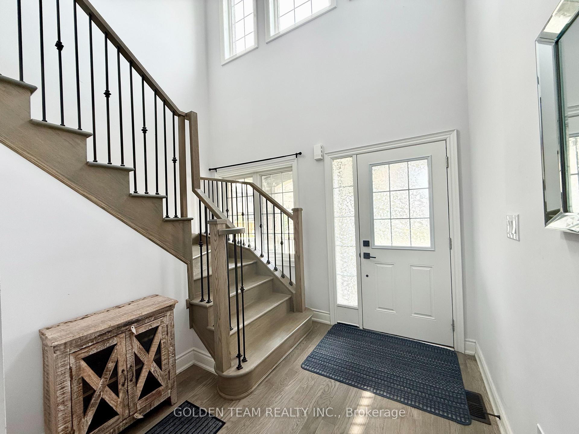 Photo 7 of 21 Allinson Lane, Uxbridge — HOMEH