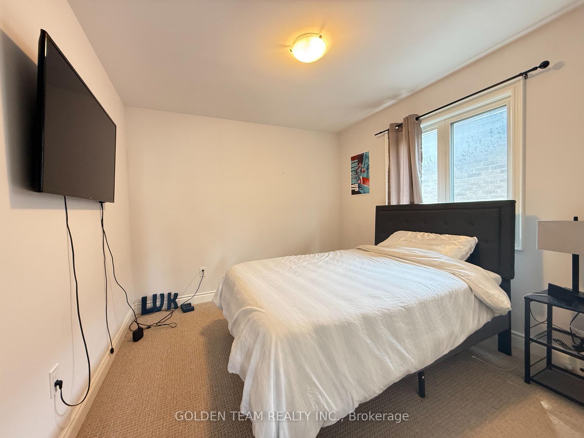 Photo 28 of 21 Allinson Lane, Uxbridge — HOMEH