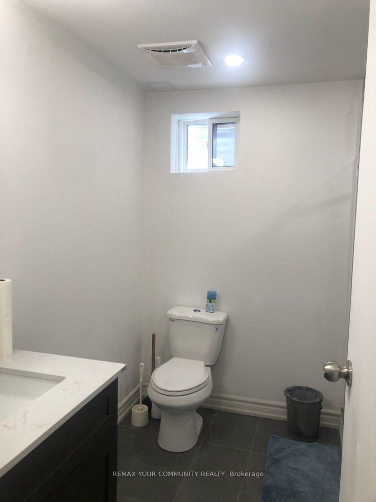 Photo 2 of Unit Basement unit 2, 231 Raymerville Drive, Markham, Raymerville — HOMEH