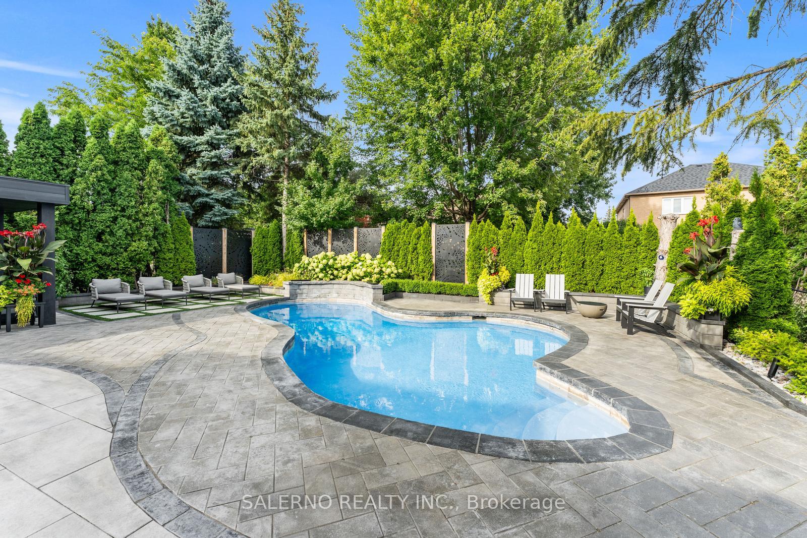 Photo 11 of 107 Deerchase Circle, Vaughan, Islington Woods — HOMEH