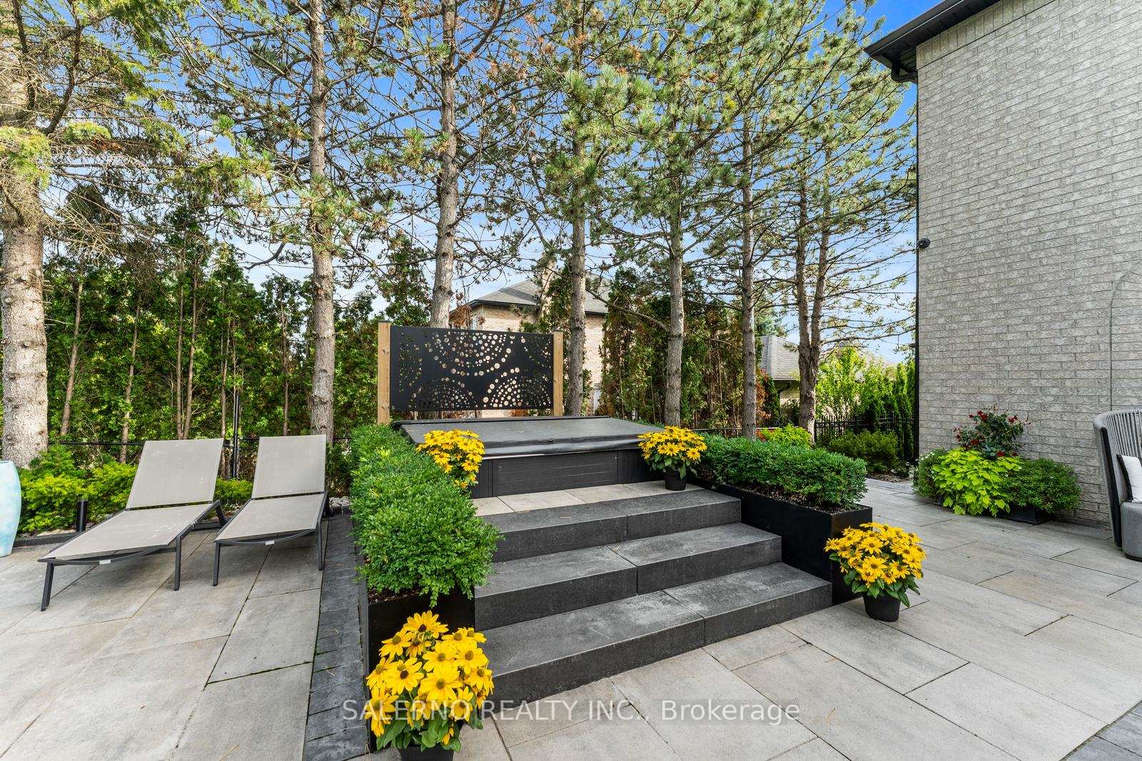 Photo 14 of 107 Deerchase Circle, Vaughan, Islington Woods — HOMEH