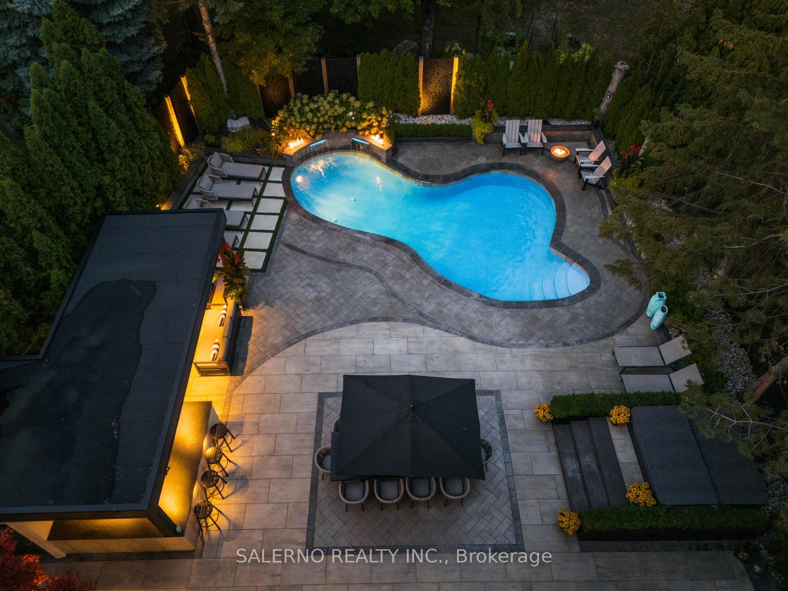 Photo 16 of 107 Deerchase Circle, Vaughan, Islington Woods — HOMEH
