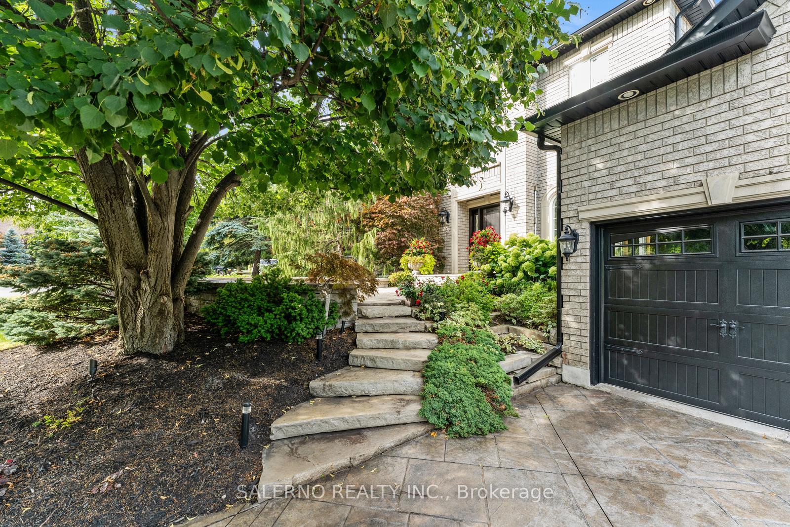 Photo 20 of 107 Deerchase Circle, Vaughan, Islington Woods — HOMEH