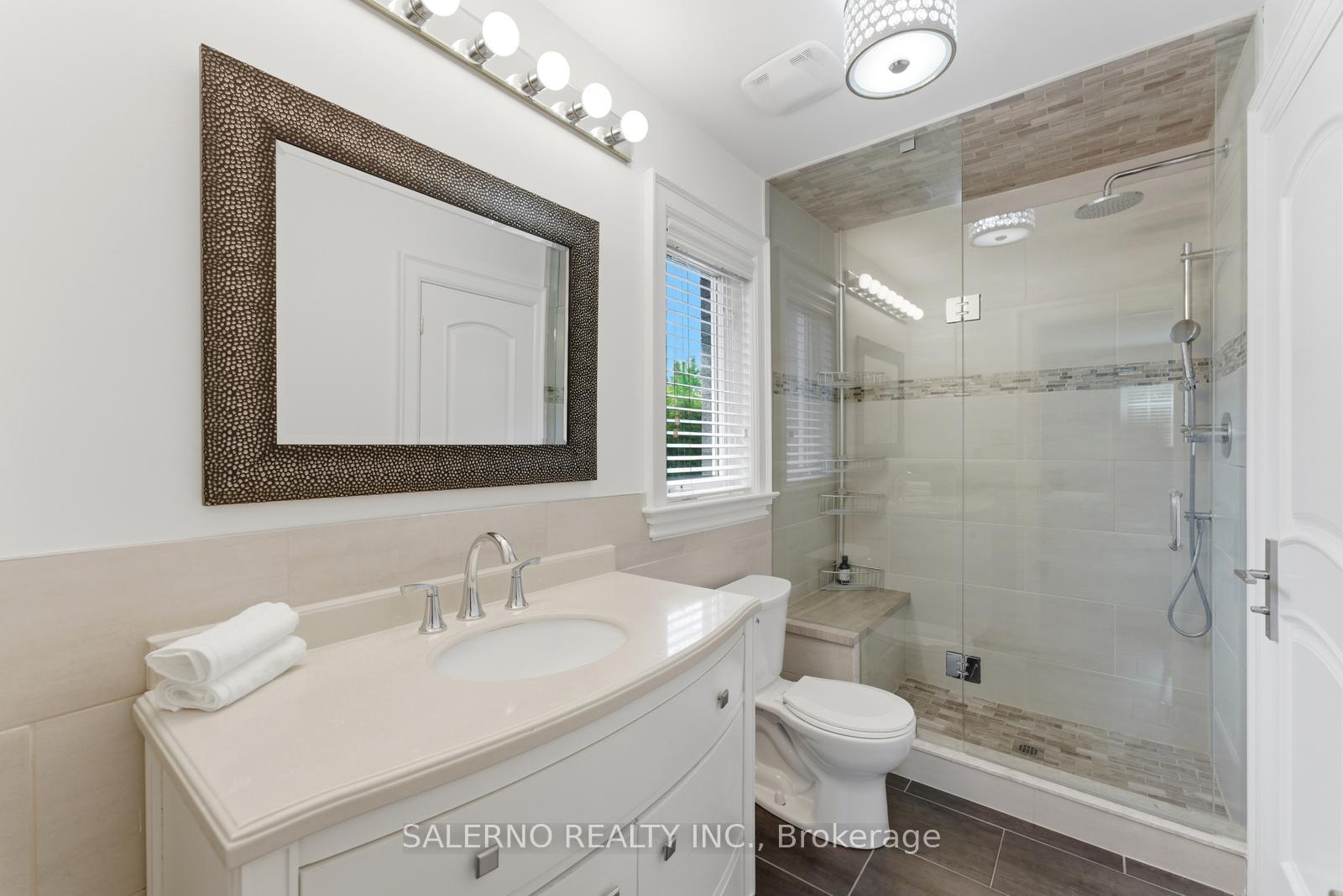 Photo 42 of 107 Deerchase Circle, Vaughan, Islington Woods — HOMEH