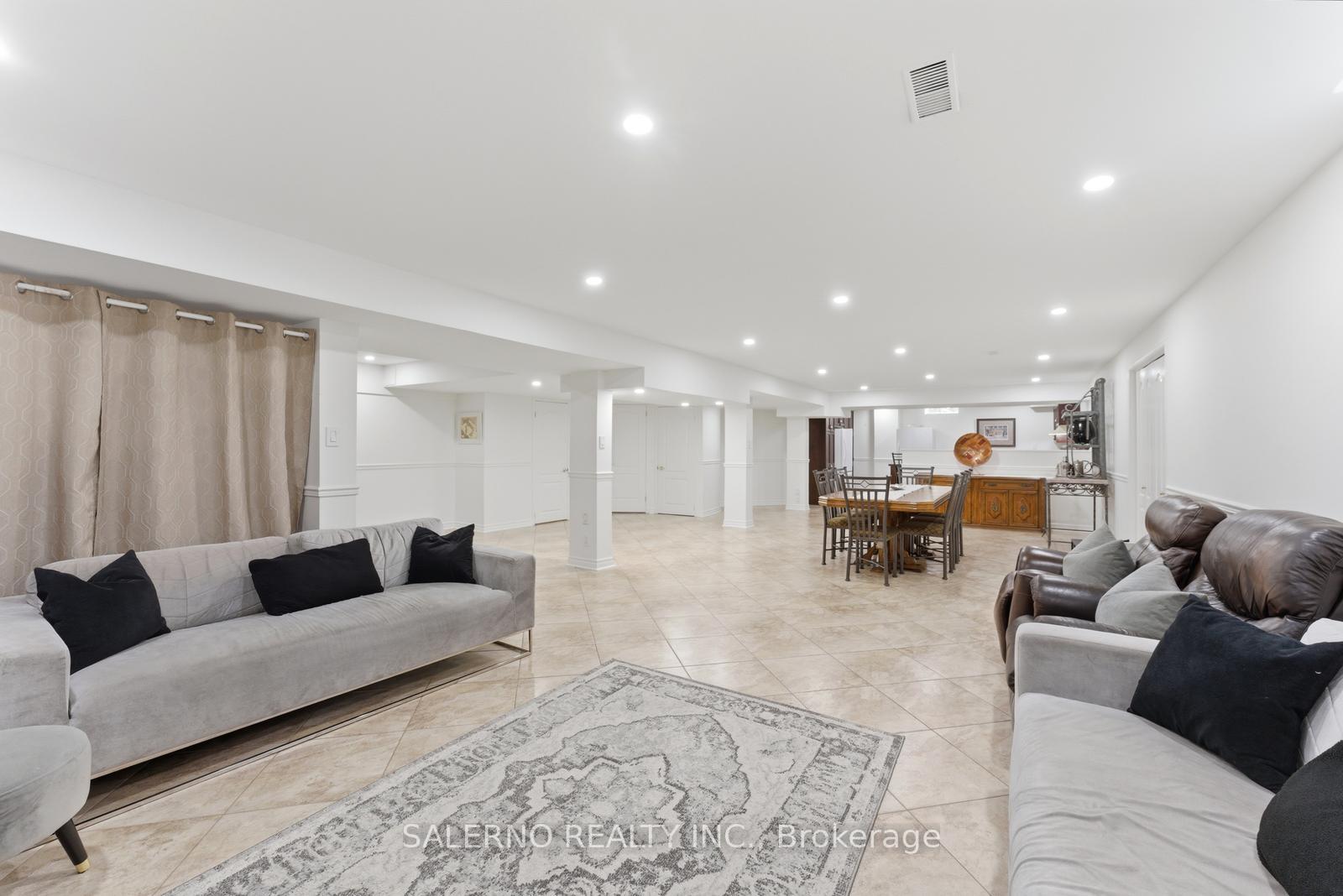 Photo 46 of 107 Deerchase Circle, Vaughan, Islington Woods — HOMEH