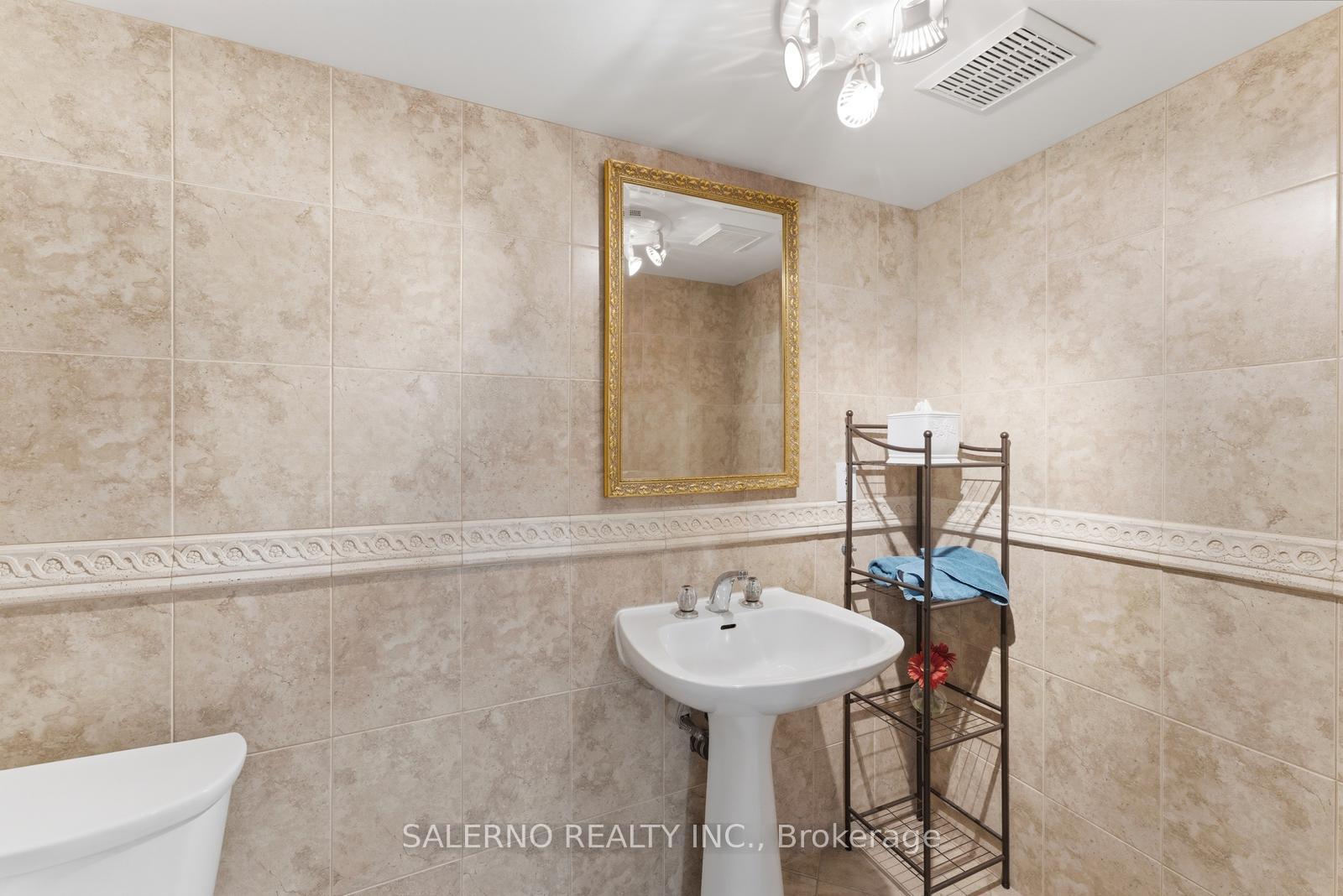 Photo 50 of 107 Deerchase Circle, Vaughan, Islington Woods — HOMEH