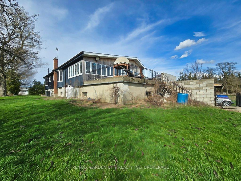 Photo of 1030 Metler Road