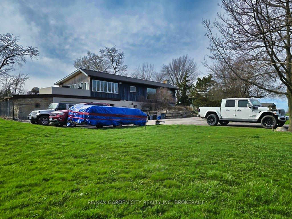 Photo 2 of 1030 Metler Road, Pelham, North Pelham — HOMEH