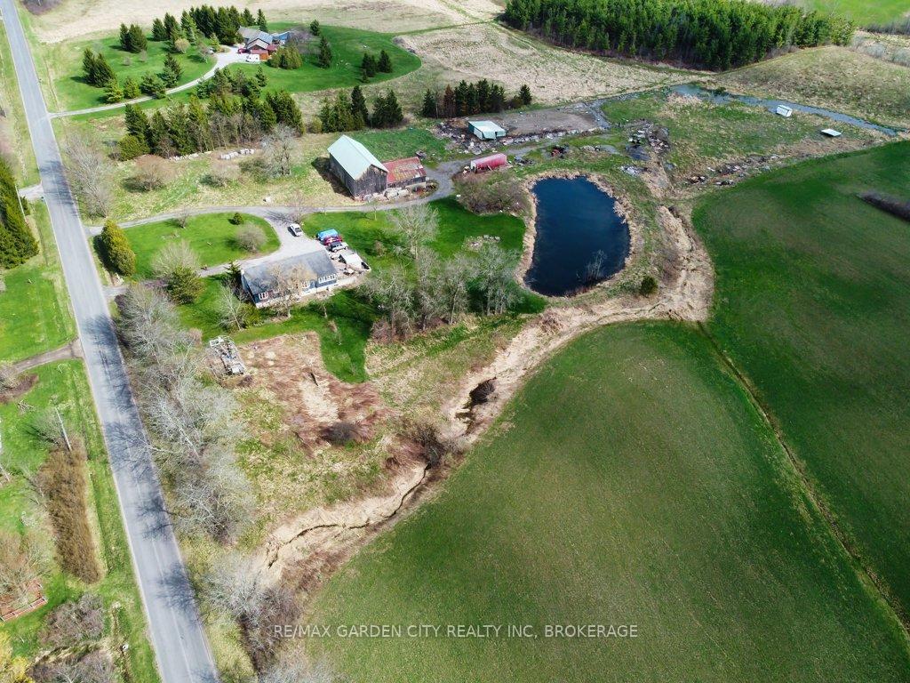 Photo 33 of 1030 Metler Road, Pelham, North Pelham — HOMEH