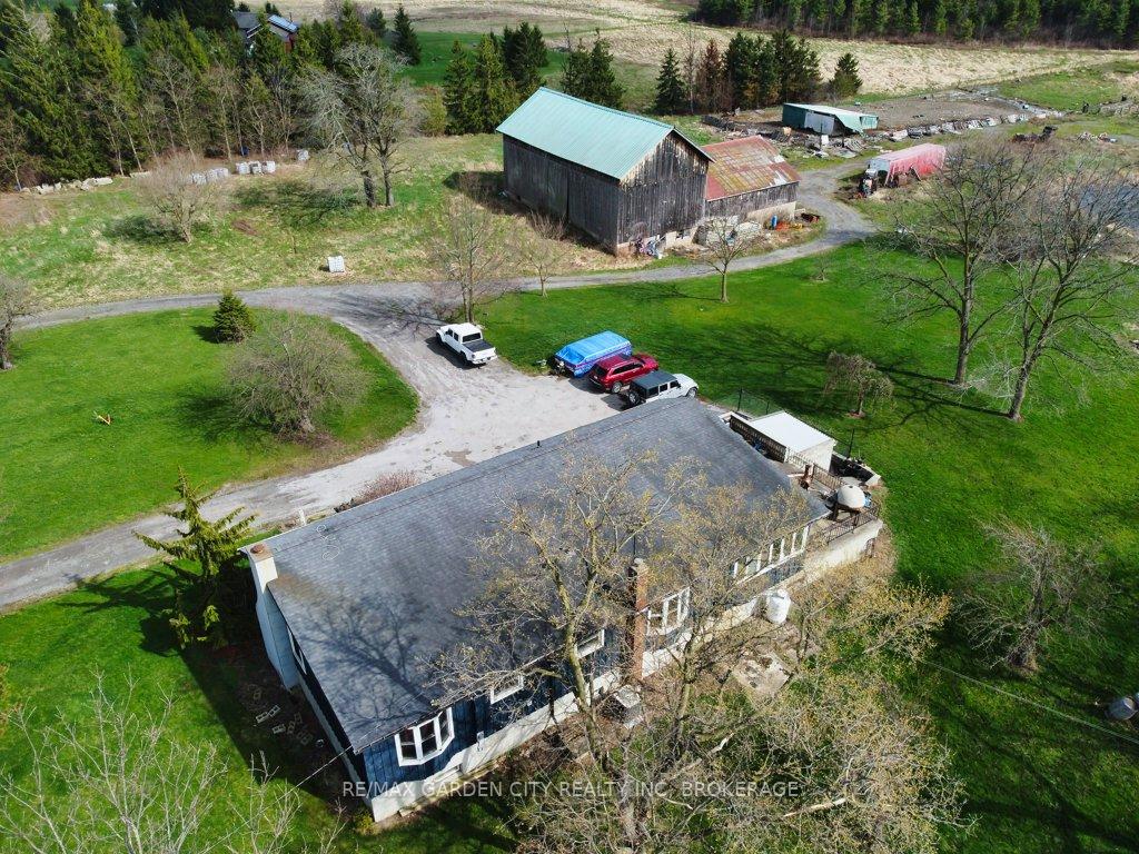 Photo 37 of 1030 Metler Road, Pelham, North Pelham — HOMEH