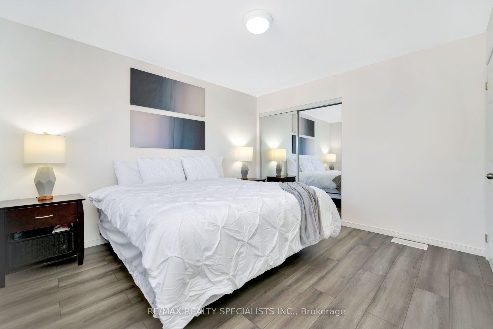 Photo 25 of 155 Enderby Crescent, Brampton, Southgate — HOMEH