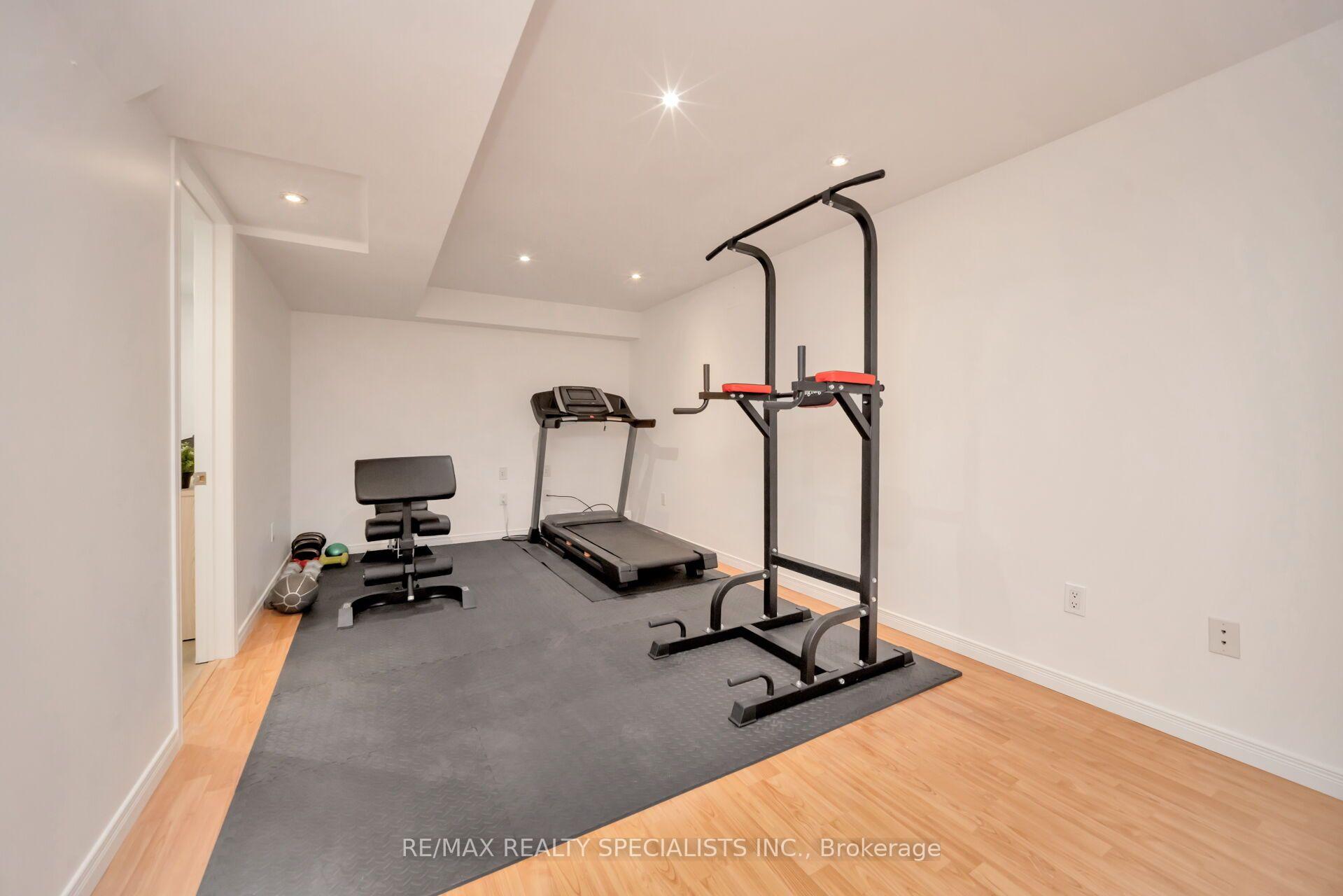 Photo 34 of 155 Enderby Crescent, Brampton, Southgate — HOMEH