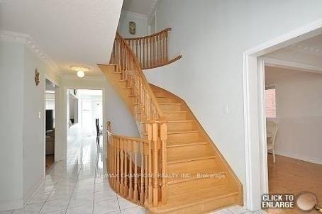 Photo 3 of 10 Sprucelands Avenue, Brampton, Sandringham-Wellington — HOMEH