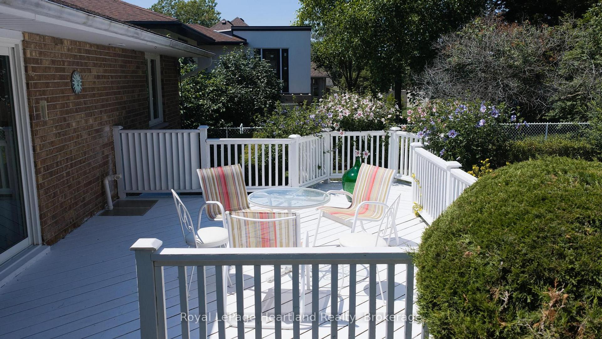 Photo 41 of 24 Leonard Drive, Goderich, Goderich (Town) — HOMEH