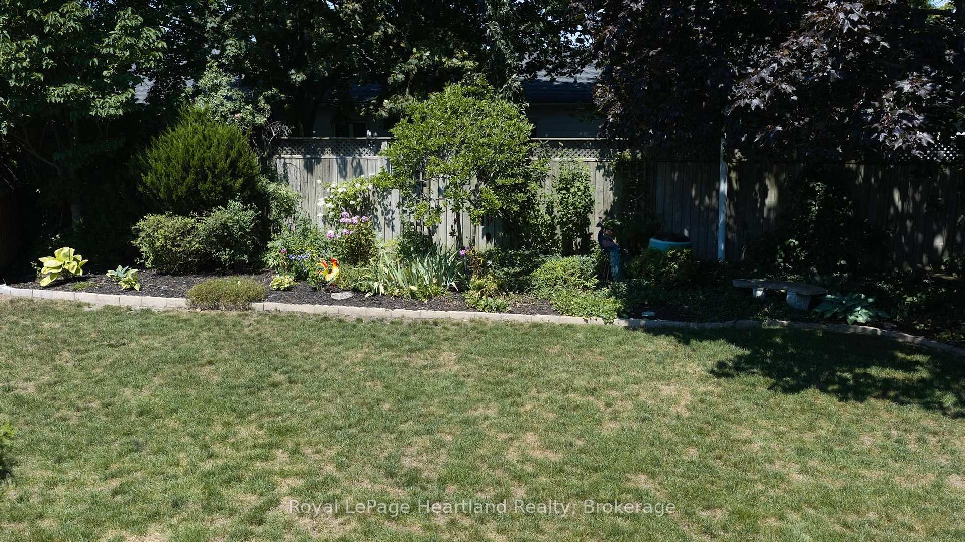Photo 42 of 24 Leonard Drive, Goderich, Goderich (Town) — HOMEH