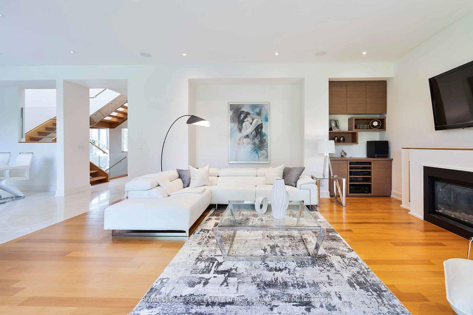 Photo 11 of 12 York Road, North York, Bridle Path-Sunnybrook-York Mills — HOMEH