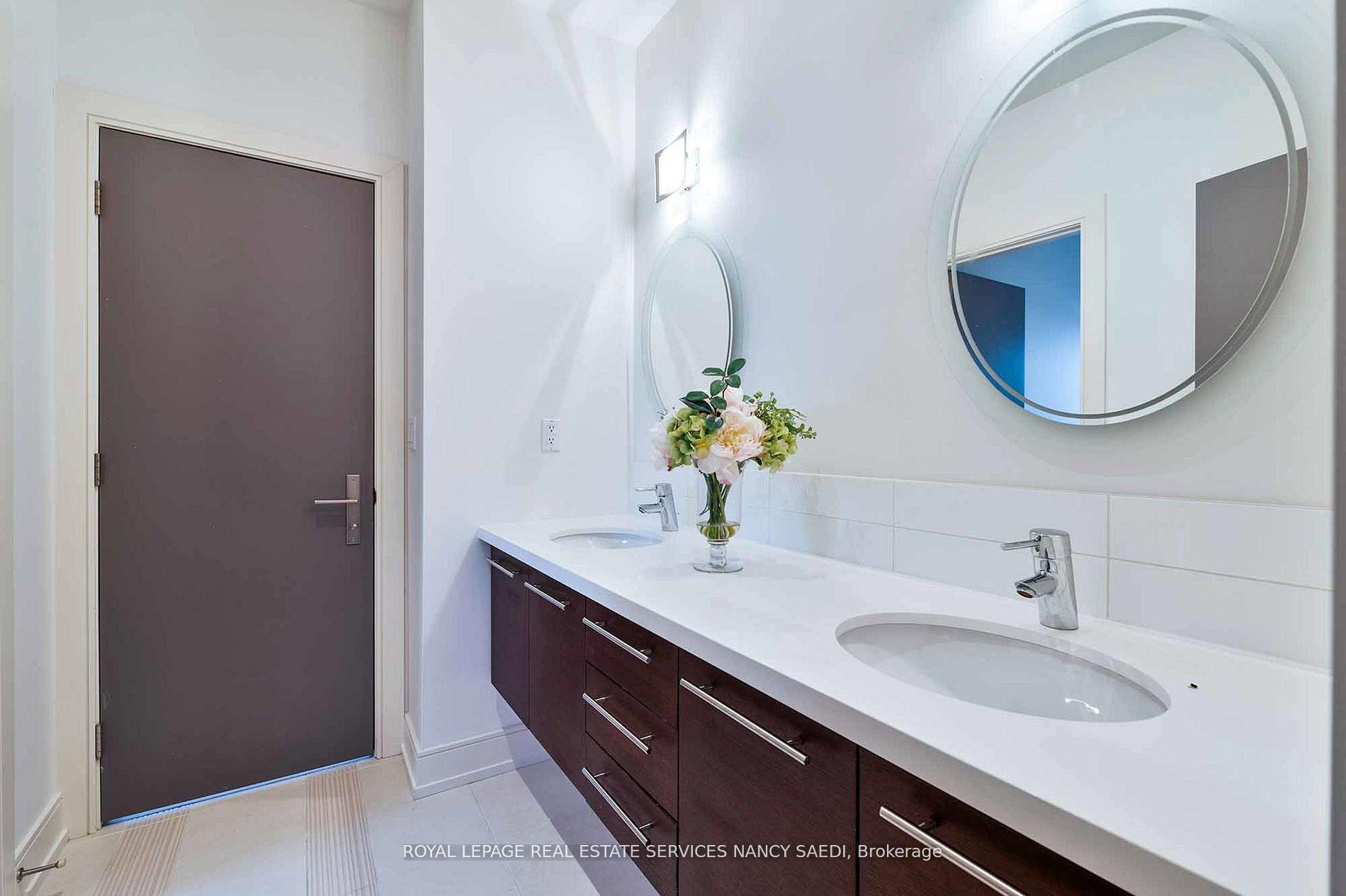 Photo 27 of 12 York Road, North York, Bridle Path-Sunnybrook-York Mills — HOMEH