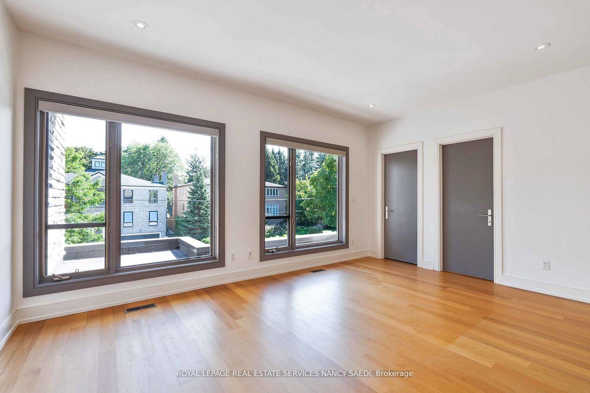 Photo 28 of 12 York Road, North York, Bridle Path-Sunnybrook-York Mills — HOMEH