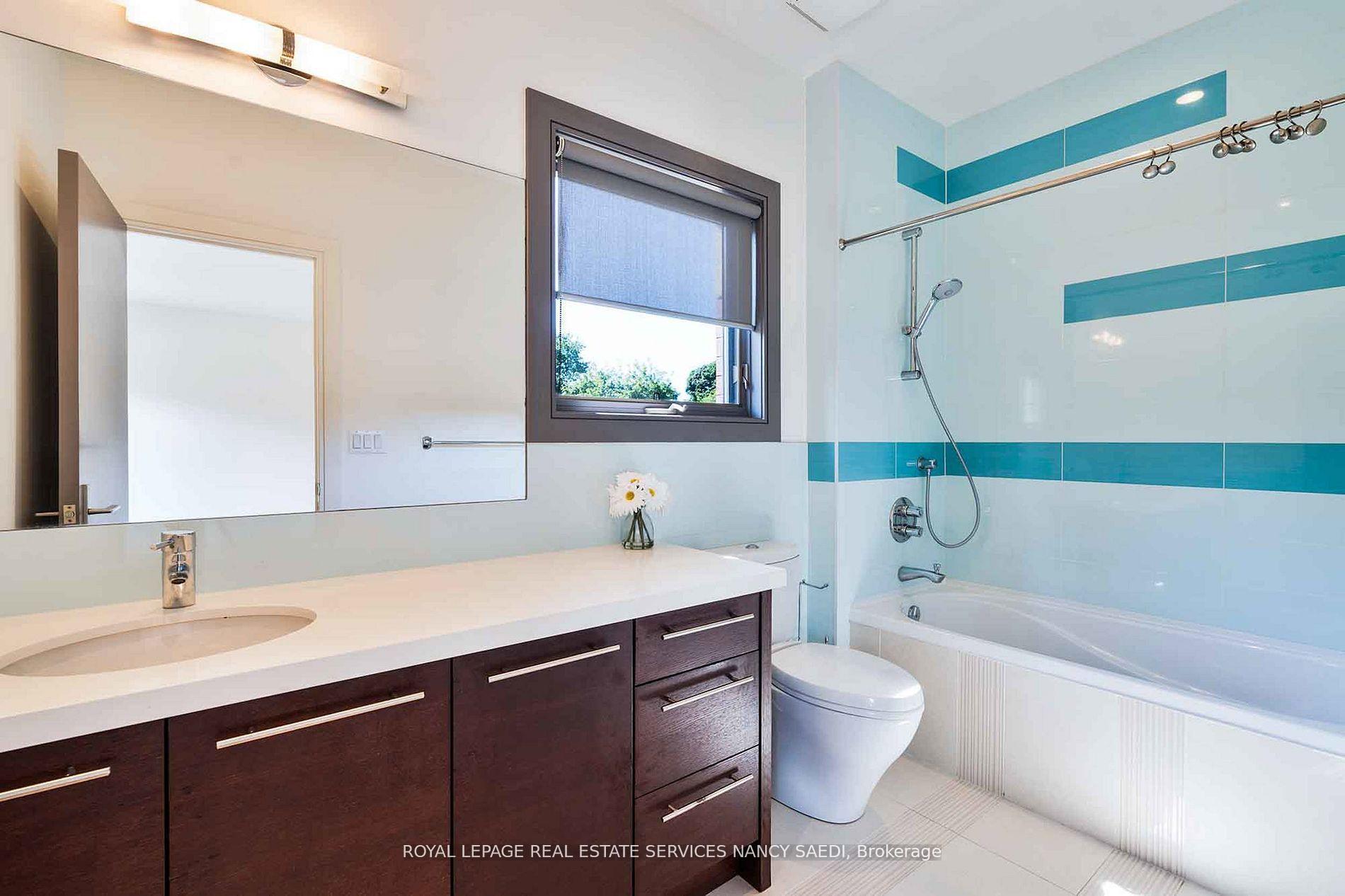 Photo 29 of 12 York Road, North York, Bridle Path-Sunnybrook-York Mills — HOMEH