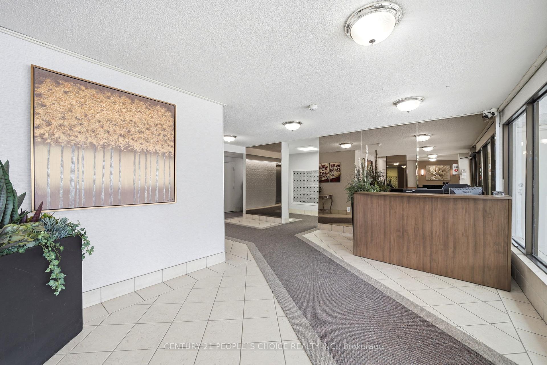 Photo 2 of Unit 2109, 18 Knightsbridge Road, Brampton, Queen Street Corridor — HOMEH