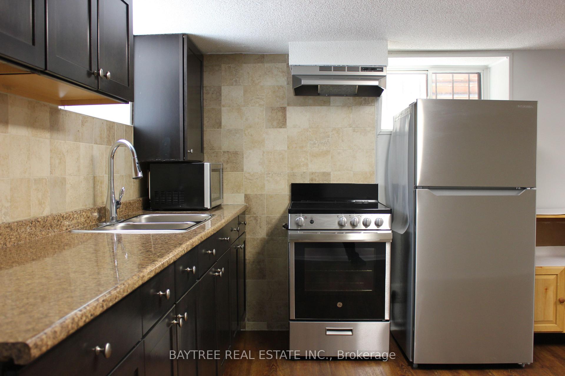 Photo 5 of Unit Lower, 57 Carus Avenue, Toronto, Wychwood — HOMEH
