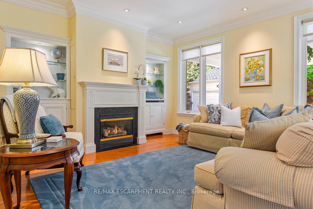 Photo 15 of 7049 Gaslamp Walk, Mississauga, Meadowvale Village — HOMEH