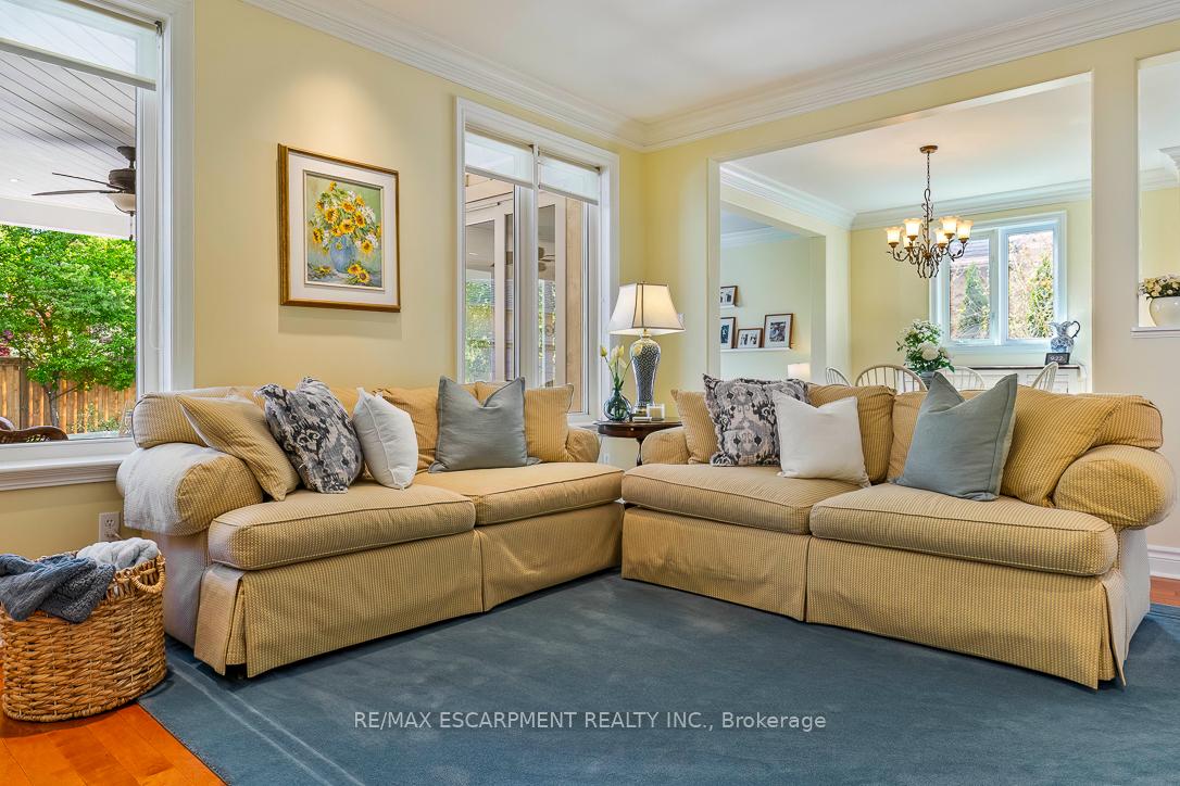 Photo 16 of 7049 Gaslamp Walk, Mississauga, Meadowvale Village — HOMEH