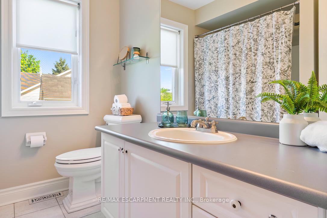Photo 40 of 7049 Gaslamp Walk, Mississauga, Meadowvale Village — HOMEH