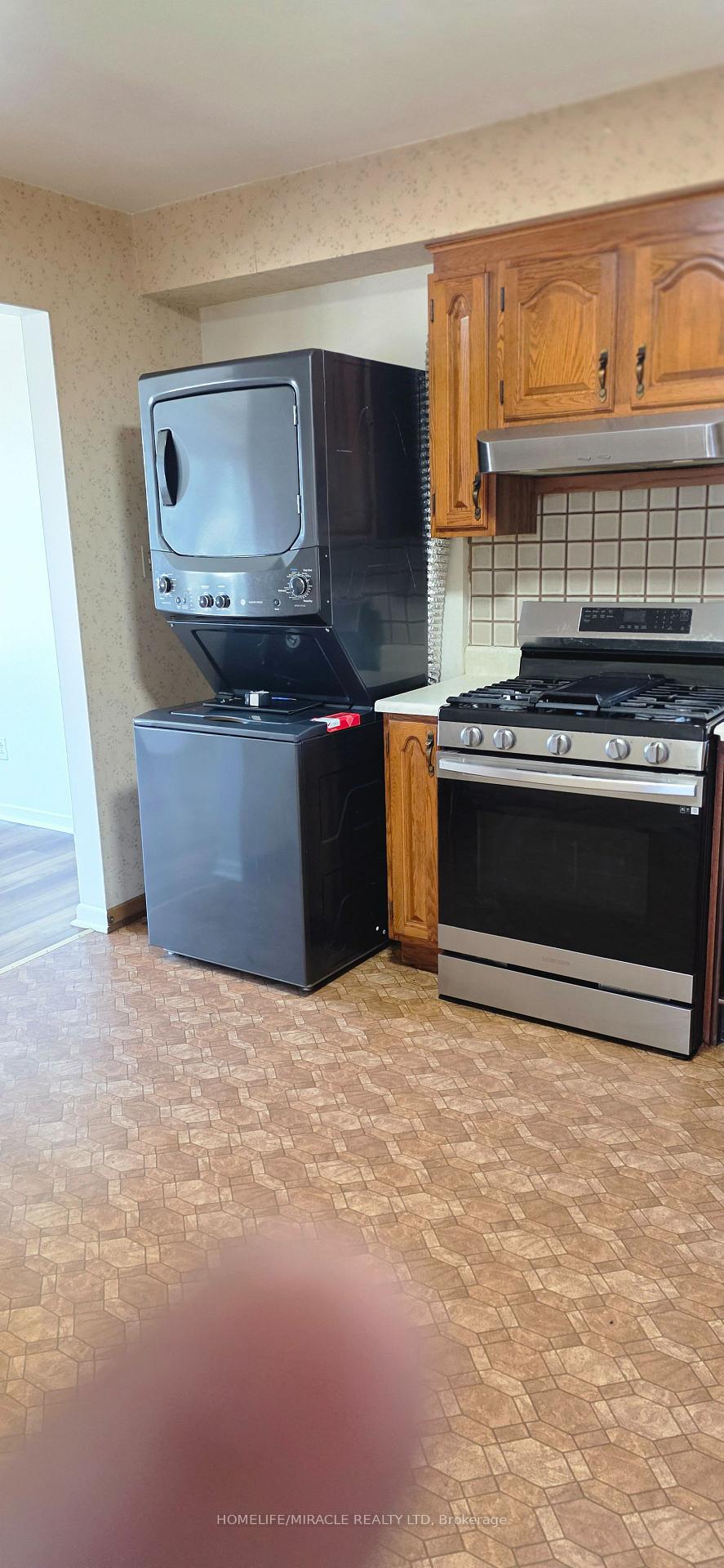 Photo 8 of 46 Cavehill Crescent, Scarborough, Wexford-Maryvale — HOMEH
